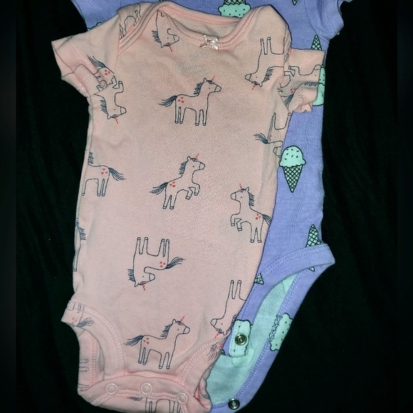 Newborn unicorn onsie - Picture 1 of 6